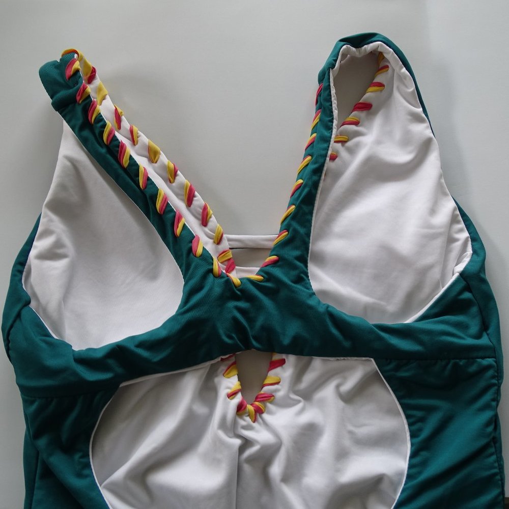 Becca 1 Piece Camille Reversible Fern Swimsuit NWT - Picture 4 of 4